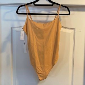 Aritzia Babaton Contour bodysuit